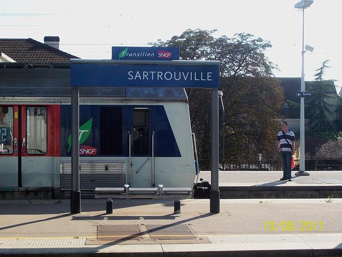 Sartrouville - Immobilier - CENTURY 21 G.T.I. - Gare_de_Sartrouville_transilien