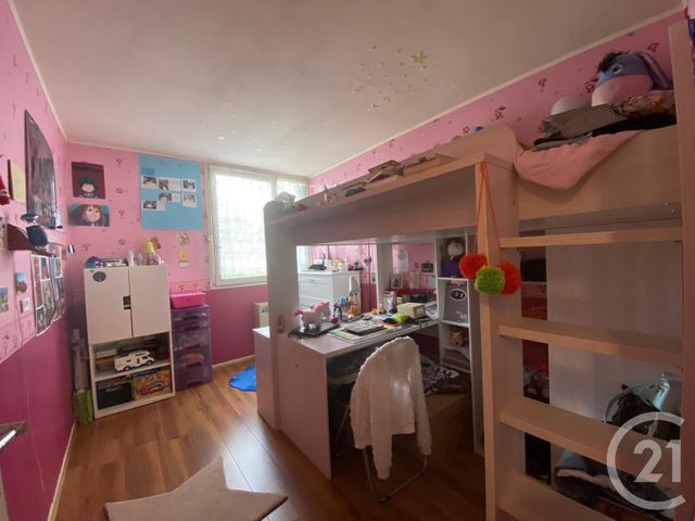 Appartement F5 à vendre - 5 pièces - 105.0 m2 - SARTROUVILLE - 78 - ILE-DE-FRANCE - Century 21 G.T.I. Appartement F5 à vendre - 5 pièces - 105.0 m2 - SARTROUVILLE - 78 - ILE-DE-FRANCE - Century 21 G.T.I.