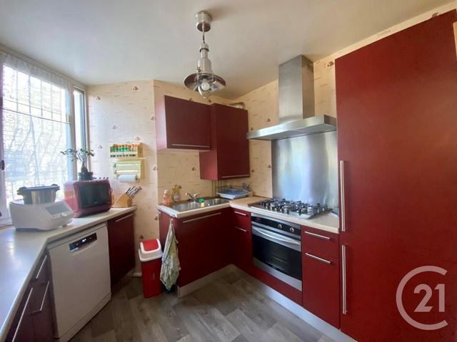 Appartement F5 à vendre - 5 pièces - 105.0 m2 - SARTROUVILLE - 78 - ILE-DE-FRANCE - Century 21 G.T.I. Appartement F5 à vendre - 5 pièces - 105.0 m2 - SARTROUVILLE - 78 - ILE-DE-FRANCE - Century 21 G.T.I.