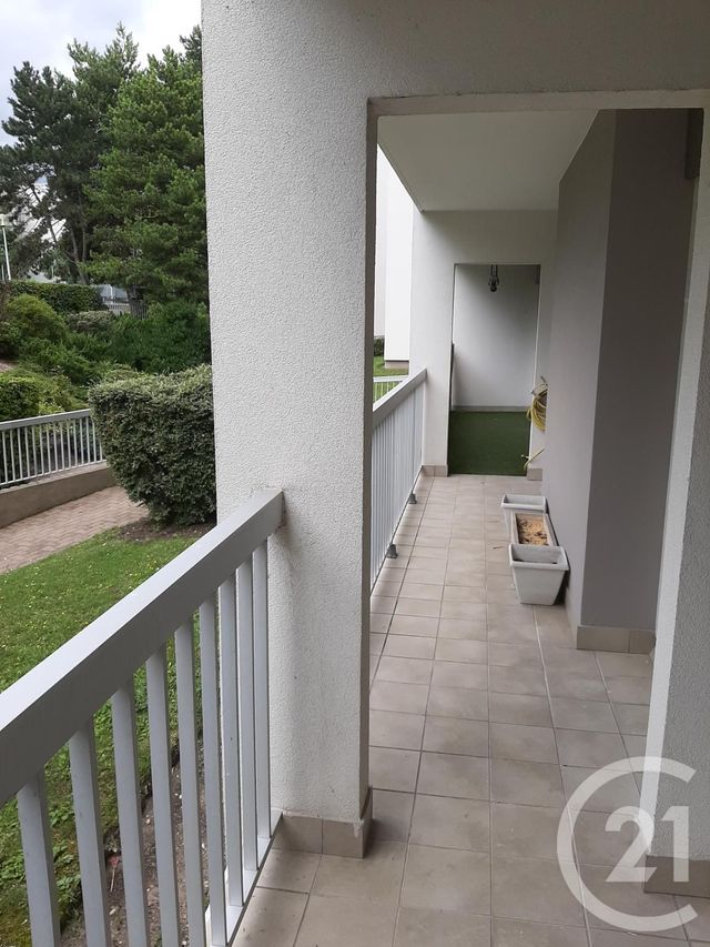 Afficher la photo en grand Appartement F4 à louer - 4 pièces - 92.09 m2 - SARTROUVILLE - 78 - ILE-DE-FRANCE - Century 21 G.T.I.