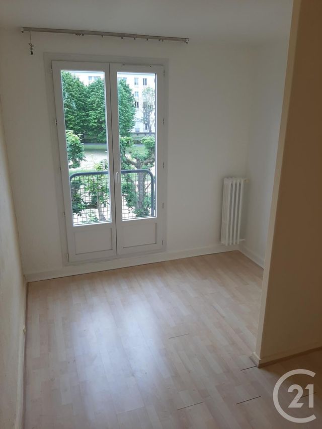 Appartement F4 à louer - 4 pièces - 63.0 m2 - CHATOU - 78 - ILE-DE-FRANCE - Century 21 G.T.I. Appartement F4 à louer - 4 pièces - 63.0 m2 - CHATOU - 78 - ILE-DE-FRANCE - Century 21 G.T.I.