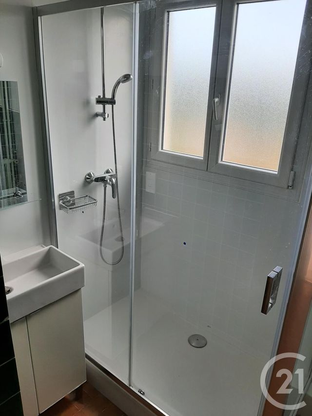 Appartement F4 à louer - 4 pièces - 63.0 m2 - CHATOU - 78 - ILE-DE-FRANCE - Century 21 G.T.I. Appartement F4 à louer - 4 pièces - 63.0 m2 - CHATOU - 78 - ILE-DE-FRANCE - Century 21 G.T.I.