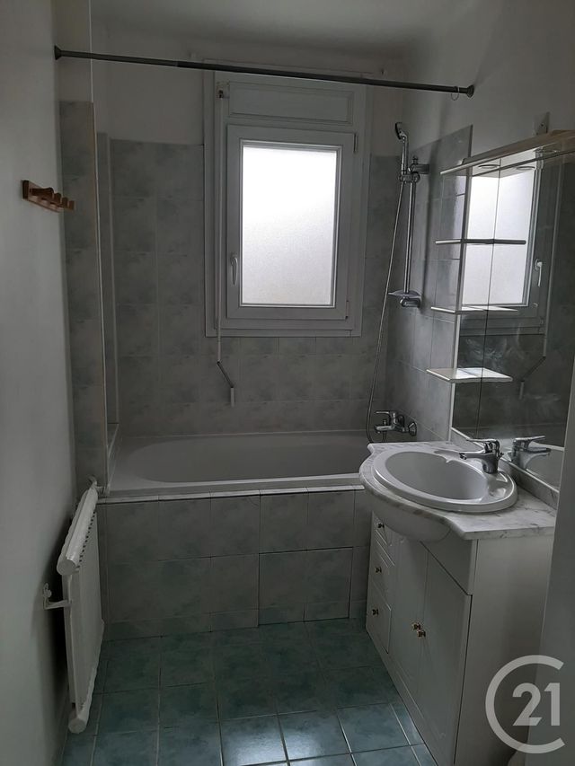 Afficher la photo en grand Appartement F3 à louer - 3 pièces - 58.0 m2 - HOUILLES - 78 - ILE-DE-FRANCE - Century 21 G.T.I.