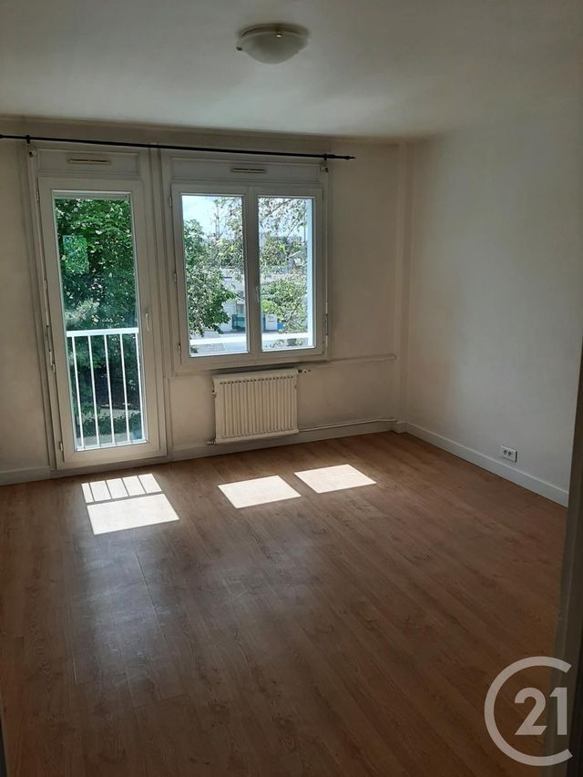 Afficher la photo en grand Appartement F3 à louer - 3 pièces - 58.0 m2 - HOUILLES - 78 - ILE-DE-FRANCE - Century 21 G.T.I.