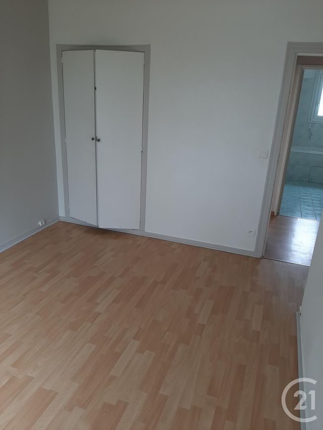 Afficher la photo en grand Appartement F3 à louer - 3 pièces - 58.0 m2 - HOUILLES - 78 - ILE-DE-FRANCE - Century 21 G.T.I.