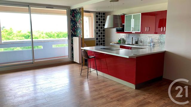 Appartement F4 à vendre - 4 pièces - 82.0 m2 - SARTROUVILLE - 78 - ILE-DE-FRANCE - Century 21 G.T.I. Appartement F4 à vendre - 4 pièces - 82.0 m2 - SARTROUVILLE - 78 - ILE-DE-FRANCE - Century 21 G.T.I.