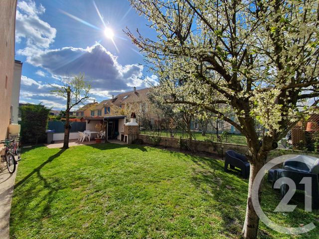 maison à vendre - 5 pièces - 120.9 m2 - SARTROUVILLE - 78 - ILE-DE-FRANCE - Century 21 G.T.I. maison à vendre - 5 pièces - 120.9 m2 - SARTROUVILLE - 78 - ILE-DE-FRANCE - Century 21 G.T.I.