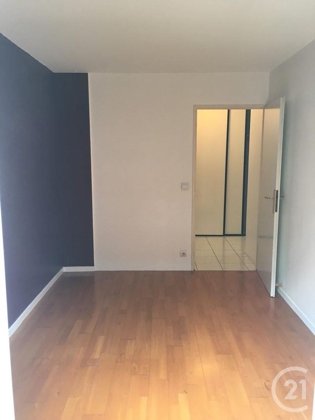 appartement à louer - 2 pièces - 49.56 m2 - SARTROUVILLE - 78 - ILE-DE-FRANCE - Century 21 G.T.I. appartement à louer - 2 pièces - 49.56 m2 - SARTROUVILLE - 78 - ILE-DE-FRANCE - Century 21 G.T.I.