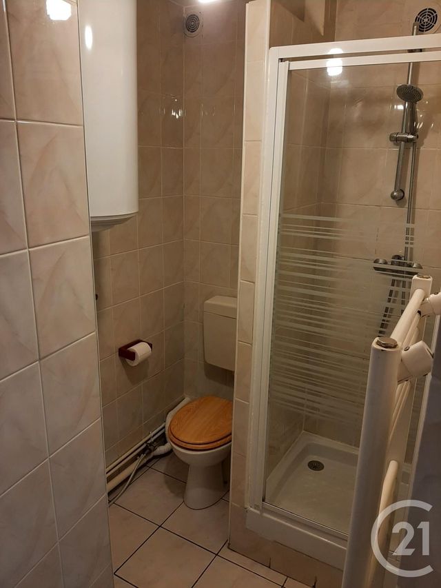 Appartement F1 à louer - 1 pièce - 35.0 m2 - HOUILLES - 78 - ILE-DE-FRANCE - Century 21 G.T.I. Appartement F1 à louer - 1 pièce - 35.0 m2 - HOUILLES - 78 - ILE-DE-FRANCE - Century 21 G.T.I.