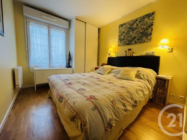 Appartement F4 à vendre - 4 pièces - 77.0 m2 - SARTROUVILLE - 78 - ILE-DE-FRANCE - Century 21 G.T.I. Appartement F4 à vendre - 4 pièces - 77.0 m2 - SARTROUVILLE - 78 - ILE-DE-FRANCE - Century 21 G.T.I.