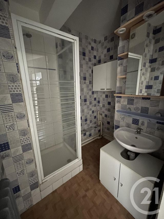Appartement F3 à vendre - 3 pièces - 50.2 m2 - SARTROUVILLE - 78 - ILE-DE-FRANCE - Century 21 G.T.I. Appartement F3 à vendre - 3 pièces - 50.2 m2 - SARTROUVILLE - 78 - ILE-DE-FRANCE - Century 21 G.T.I.