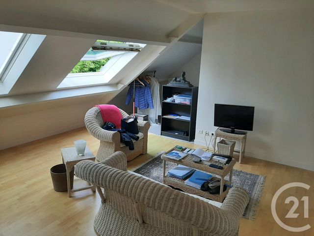 Appartement F2 à louer - 2 pièces - 42.14 m2 - CHATOU - 78 - ILE-DE-FRANCE - Century 21 G.T.I. Appartement F2 à louer - 2 pièces - 42.14 m2 - CHATOU - 78 - ILE-DE-FRANCE - Century 21 G.T.I.