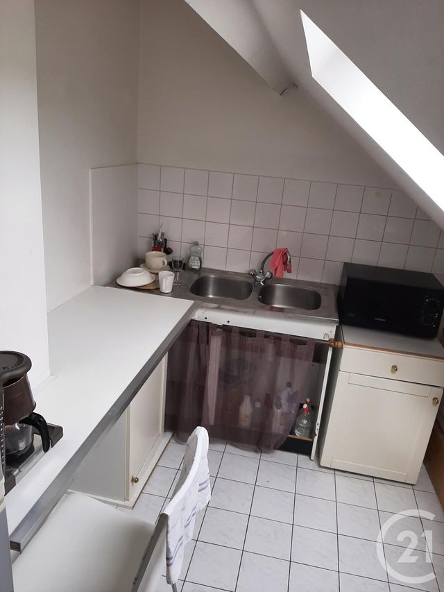 Appartement F2 à louer - 2 pièces - 42.14 m2 - CHATOU - 78 - ILE-DE-FRANCE - Century 21 G.T.I. Appartement F2 à louer - 2 pièces - 42.14 m2 - CHATOU - 78 - ILE-DE-FRANCE - Century 21 G.T.I.