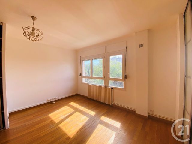 Appartement F4 à vendre - 4 pièces - 68.63 m2 - SARTROUVILLE - 78 - ILE-DE-FRANCE - Century 21 G.T.I. Appartement F4 à vendre - 4 pièces - 68.63 m2 - SARTROUVILLE - 78 - ILE-DE-FRANCE - Century 21 G.T.I.