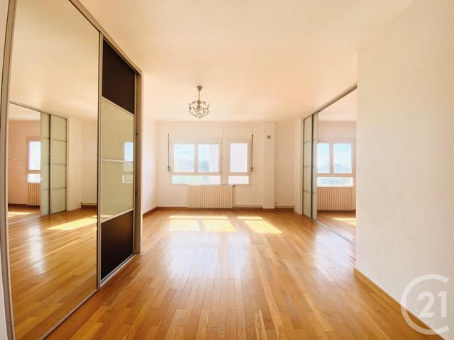 Appartement F4 à vendre - 4 pièces - 68.63 m2 - SARTROUVILLE - 78 - ILE-DE-FRANCE - Century 21 G.T.I. Appartement F4 à vendre - 4 pièces - 68.63 m2 - SARTROUVILLE - 78 - ILE-DE-FRANCE - Century 21 G.T.I.