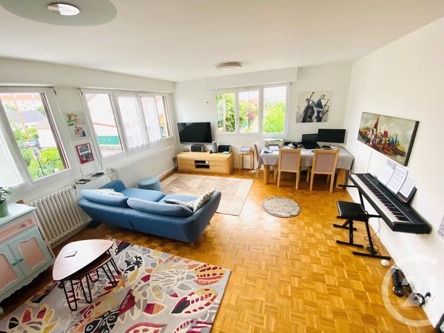 Appartement F4 à vendre - 4 pièces - 81.8 m2 - SARTROUVILLE - 78 - ILE-DE-FRANCE - Century 21 G.T.I. Appartement F4 à vendre - 4 pièces - 81.8 m2 - SARTROUVILLE - 78 - ILE-DE-FRANCE - Century 21 G.T.I.