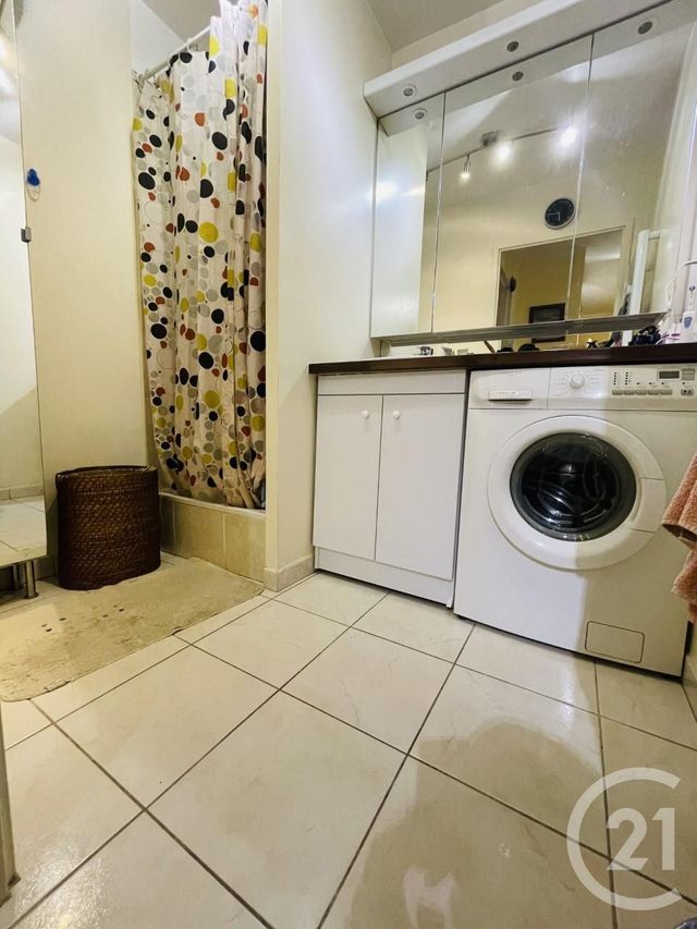 Afficher la photo en grand Appartement F4 à vendre - 4 pièces - 77.0 m2 - SARTROUVILLE - 78 - ILE-DE-FRANCE - Century 21 G.T.I.