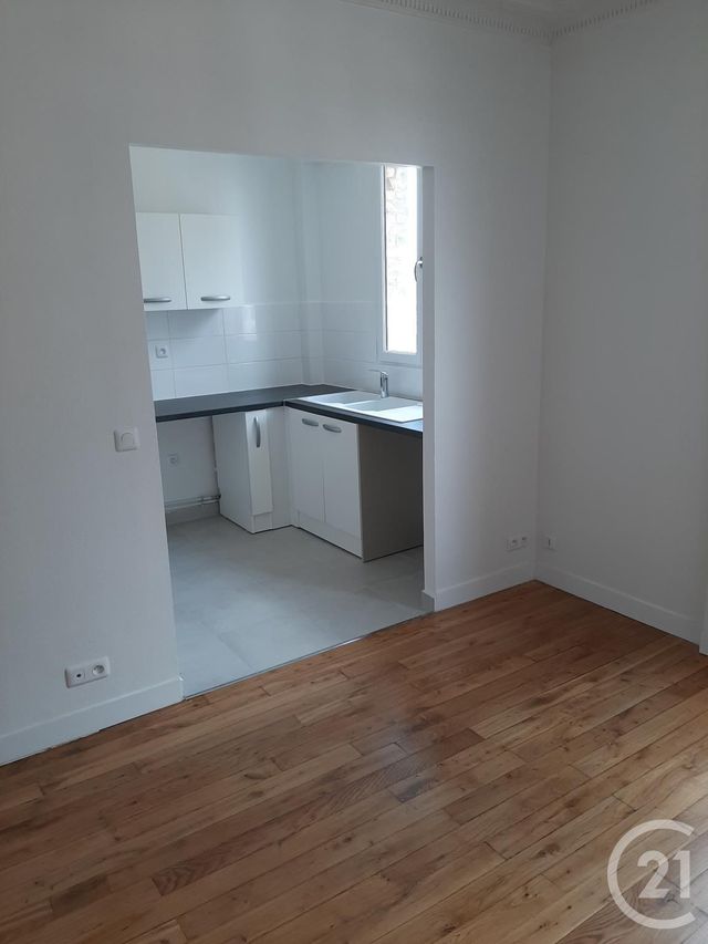 Afficher la photo en grand Appartement F3 à louer - 3 pièces - 55.66 m2 - SARTROUVILLE - 78 - ILE-DE-FRANCE - Century 21 G.T.I.