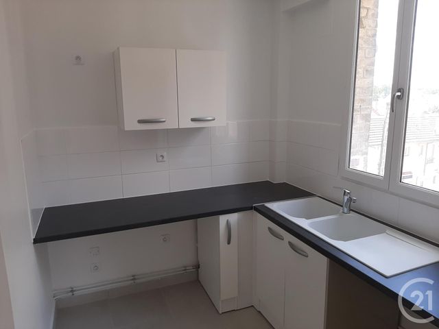 Afficher la photo en grand Appartement F3 à louer - 3 pièces - 55.66 m2 - SARTROUVILLE - 78 - ILE-DE-FRANCE - Century 21 G.T.I.