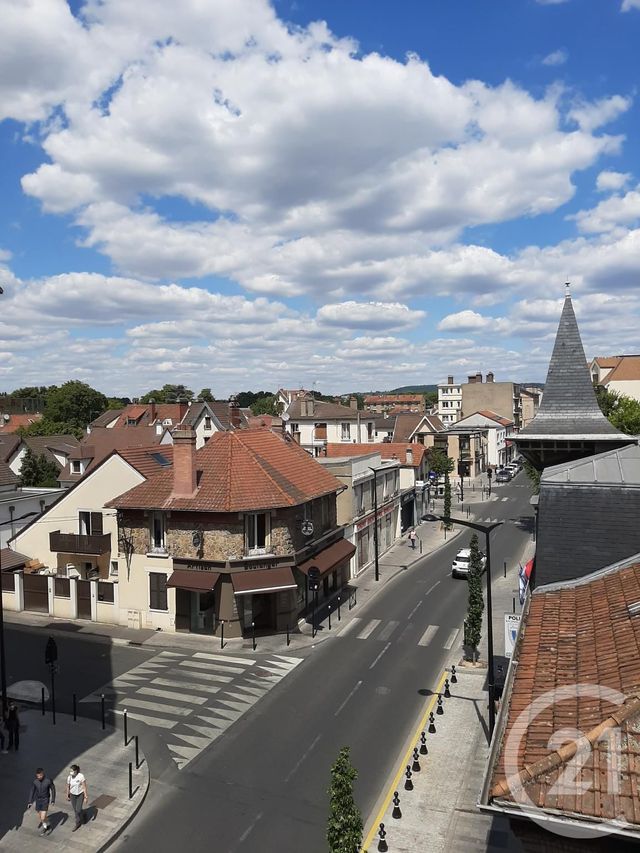 Afficher la photo en grand Appartement F3 à louer - 3 pièces - 55.66 m2 - SARTROUVILLE - 78 - ILE-DE-FRANCE - Century 21 G.T.I.