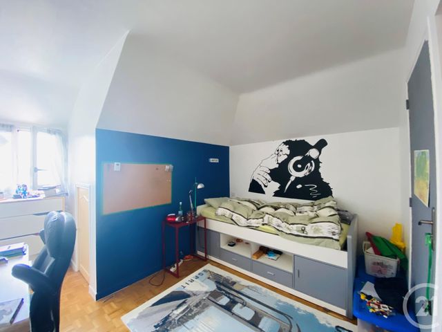 Afficher la photo en grand Appartement F4 à vendre - 4 pièces - 81.8 m2 - SARTROUVILLE - 78 - ILE-DE-FRANCE - Century 21 G.T.I.