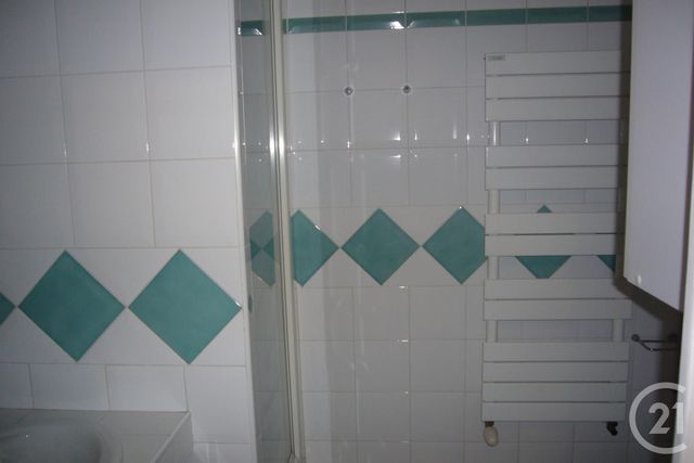 Afficher la photo en grand Appartement F1 à louer - 1 pièce - 22.0 m2 - HOUILLES - 78 - ILE-DE-FRANCE - Century 21 G.T.I.