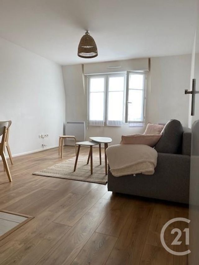Appartement F2 à louer - 2 pièces - 38.61 m2 - SARTROUVILLE - 78 - ILE-DE-FRANCE - Century 21 G.T.I.