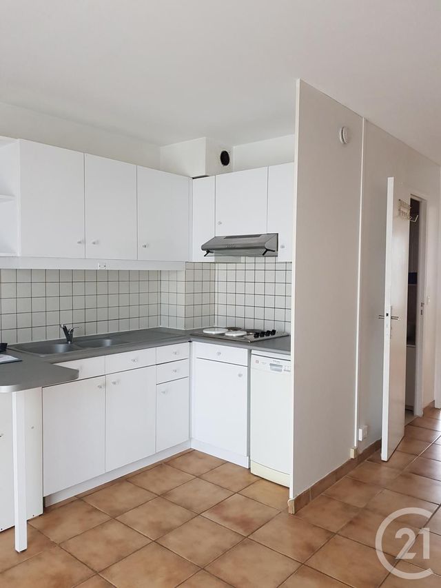 Appartement F2 à louer - 2 pièces - 33.55 m2 - SARTROUVILLE - 78 - ILE-DE-FRANCE - Century 21 G.T.I.