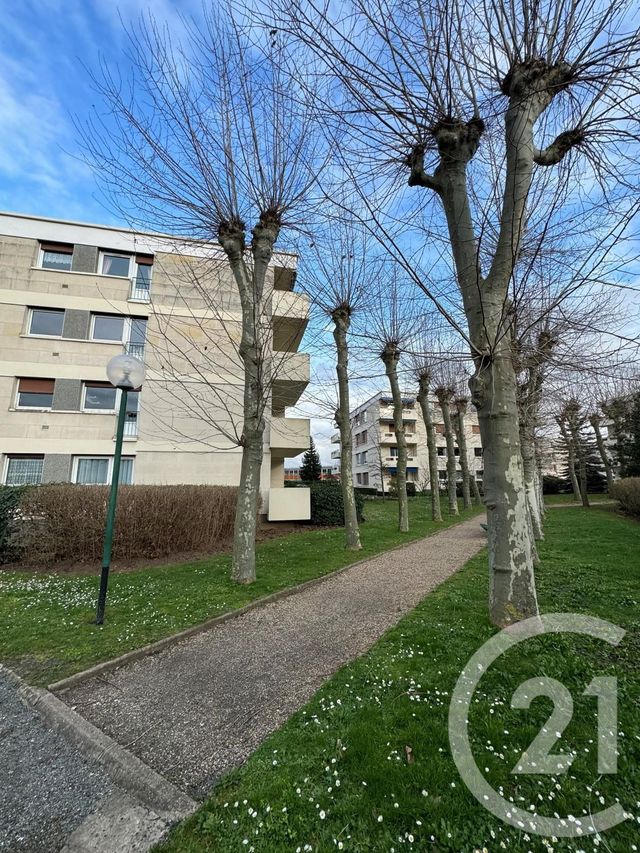 Appartement F3 à vendre - 3 pièces - 77.11 m2 - MONTESSON - 78 - ILE-DE-FRANCE - Century 21 G.T.I.