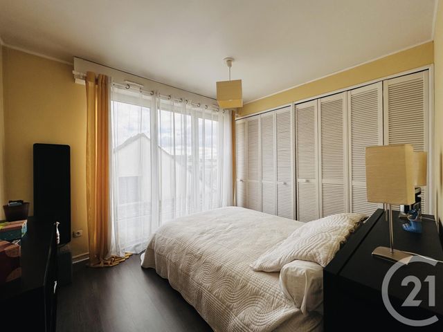 Appartement F5 à vendre - 5 pièces - 101.63 m2 - SARTROUVILLE - 78 - ILE-DE-FRANCE - Century 21 G.T.I.