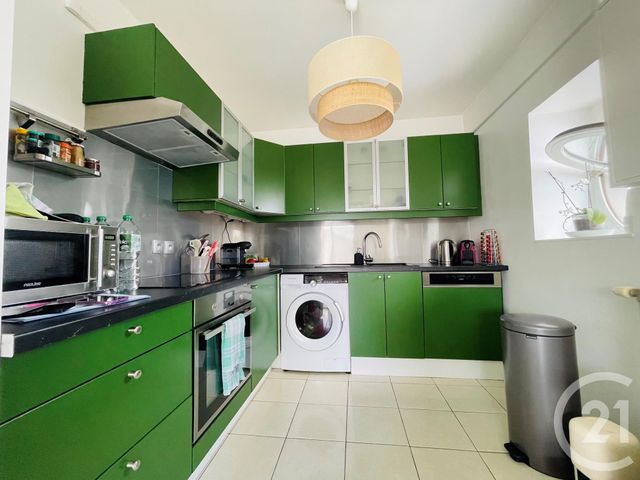 Appartement F2 à vendre - 2 pièces - 43.8 m2 - SARTROUVILLE - 78 - ILE-DE-FRANCE - Century 21 G.T.I.