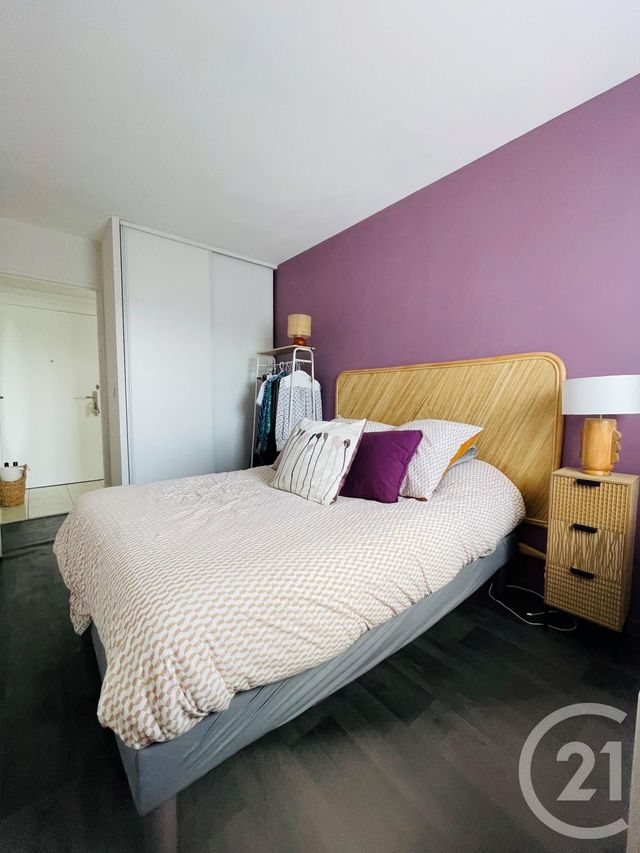 Appartement F2 à vendre - 2 pièces - 43.8 m2 - SARTROUVILLE - 78 - ILE-DE-FRANCE - Century 21 G.T.I.