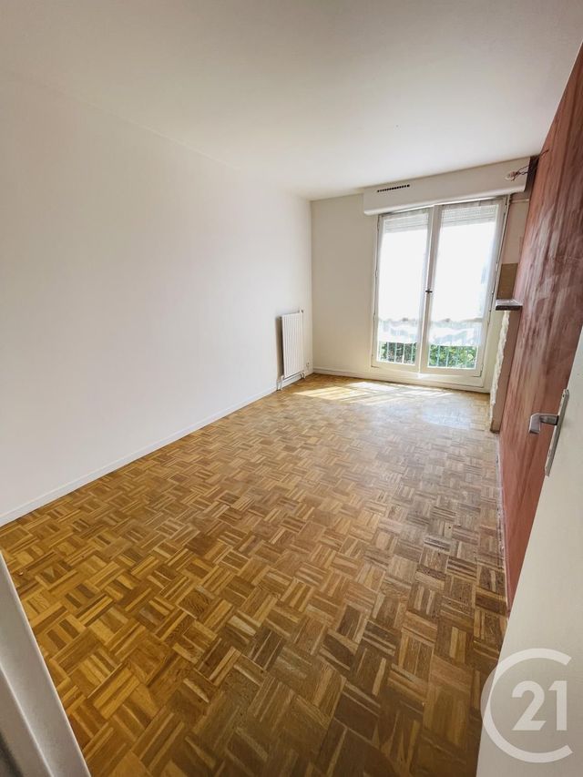 Appartement F6 à vendre - 6 pièces - 108.0 m2 - CHATOU - 78 - ILE-DE-FRANCE - Century 21 G.T.I.