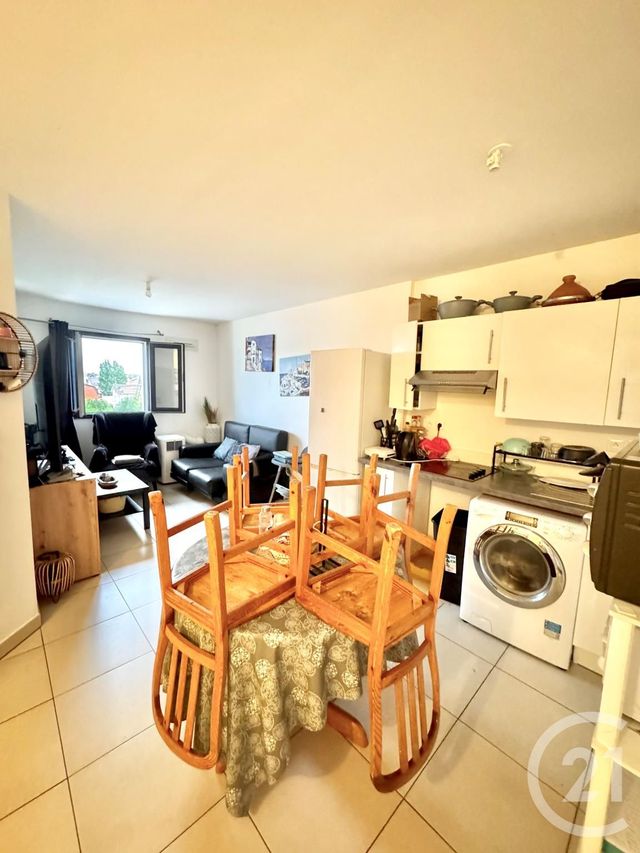 Afficher la photo en grand Appartement F2 à vendre - 2 pièces - 40.68 m2 - SARTROUVILLE - 78 - ILE-DE-FRANCE - Century 21 G.T.I.