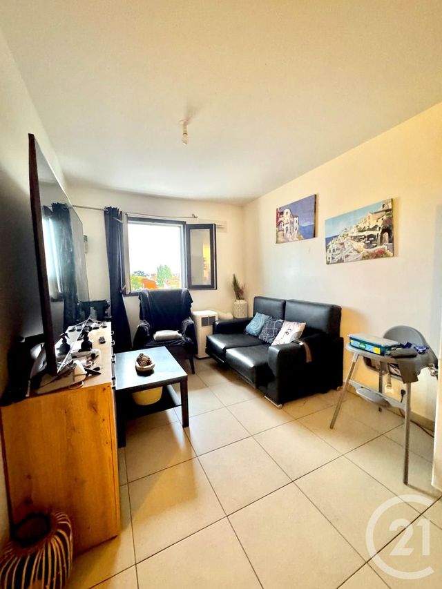 Afficher la photo en grand Appartement F2 à vendre - 2 pièces - 40.68 m2 - SARTROUVILLE - 78 - ILE-DE-FRANCE - Century 21 G.T.I.