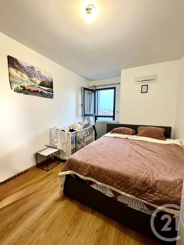 Afficher la photo en grand Appartement F2 à vendre - 2 pièces - 40.68 m2 - SARTROUVILLE - 78 - ILE-DE-FRANCE - Century 21 G.T.I.