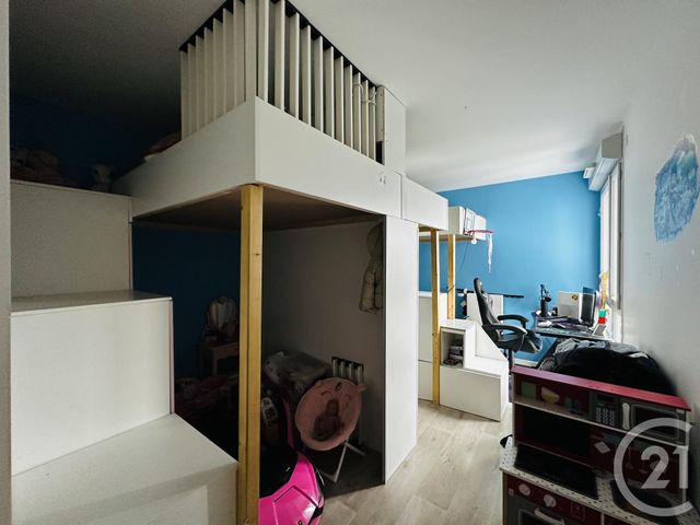 Appartement F3 à vendre - 3 pièces - 62.19 m2 - SARTROUVILLE - 78 - ILE-DE-FRANCE - Century 21 G.T.I.