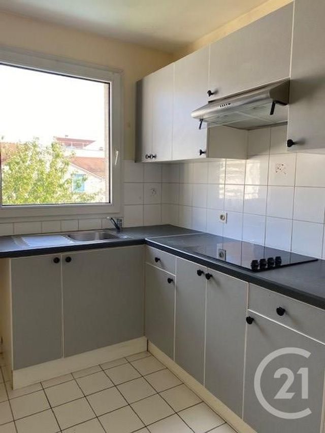 Appartement F2 à louer - 2 pièces - 48.0 m2 - SARTROUVILLE - 78 - ILE-DE-FRANCE - Century 21 G.T.I.