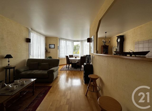 Afficher la photo en grand Appartement F3 à vendre - 3 pièces - 77.36 m2 - SARTROUVILLE - 78 - ILE-DE-FRANCE - Century 21 G.T.I.