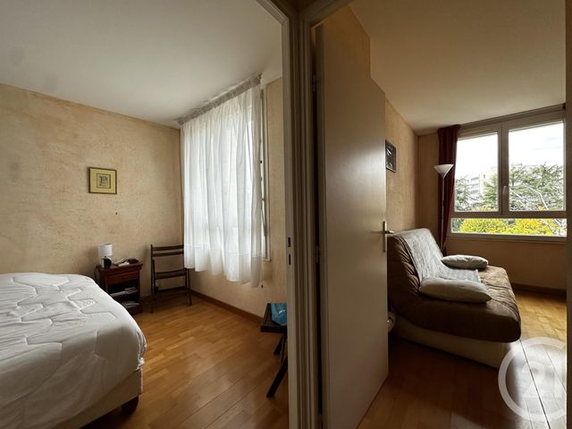 Afficher la photo en grand Appartement F3 à vendre - 3 pièces - 77.36 m2 - SARTROUVILLE - 78 - ILE-DE-FRANCE - Century 21 G.T.I.