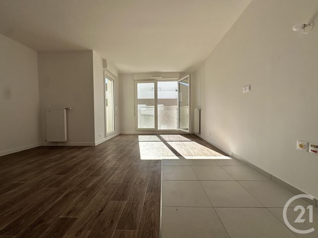 Appartement F3 à vendre - 3 pièces - 66.0 m2 - SARTROUVILLE - 78 - ILE-DE-FRANCE - Century 21 G.T.I.