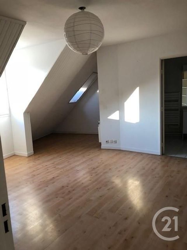 Appartement F2 à louer - 2 pièces - 49.98 m2 - CARRIERES SUR SEINE - 78 - ILE-DE-FRANCE - Century 21 G.T.I.