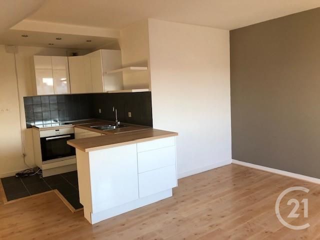 Appartement F2 à louer - 2 pièces - 49.98 m2 - CARRIERES SUR SEINE - 78 - ILE-DE-FRANCE - Century 21 G.T.I.