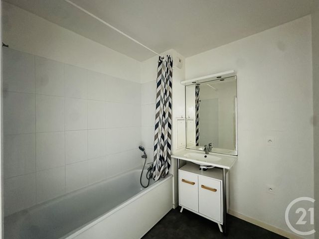 Appartement F3 à vendre - 3 pièces - 59.19 m2 - SARTROUVILLE - 78 - ILE-DE-FRANCE - Century 21 G.T.I.