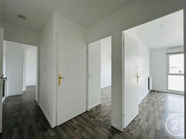 Appartement F3 à vendre - 3 pièces - 59.19 m2 - SARTROUVILLE - 78 - ILE-DE-FRANCE - Century 21 G.T.I.