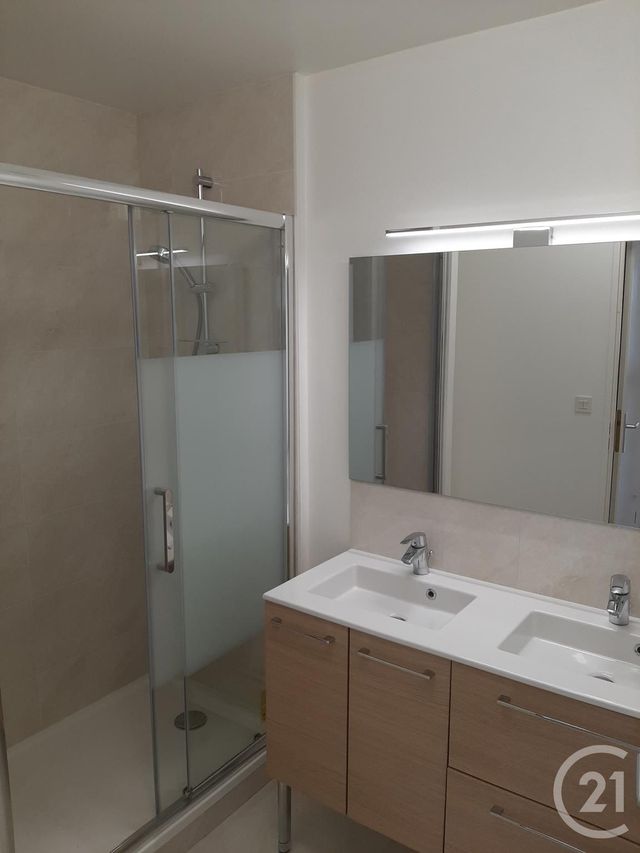 Appartement F3 à louer - 3 pièces - 66.94 m2 - MONTESSON - 78 - ILE-DE-FRANCE - Century 21 G.T.I.