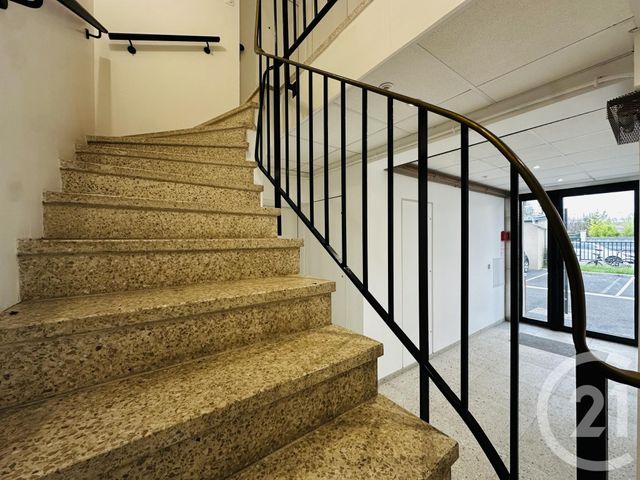 Appartement F3 à vendre - 3 pièces - 64.6 m2 - SARTROUVILLE - 78 - ILE-DE-FRANCE - Century 21 G.T.I.