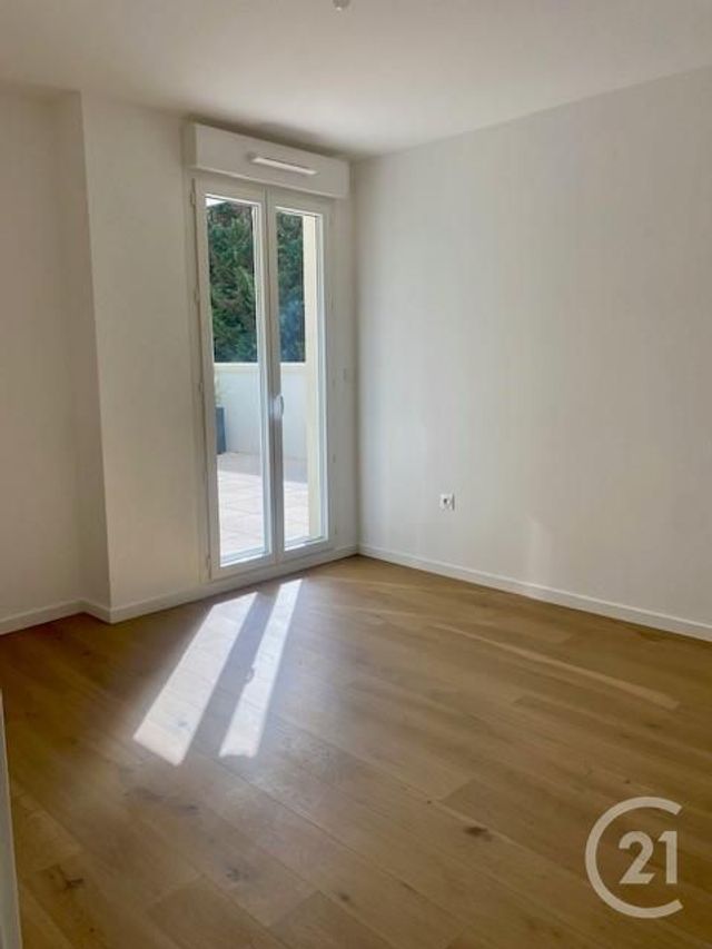 Appartement F2 à louer - 2 pièces - 43.01 m2 - CORMEILLES EN PARISIS - 95 - ILE-DE-FRANCE - Century 21 G.T.I.