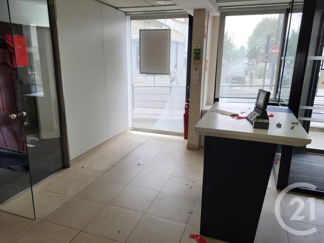 commerce à louer - 240.0 m2 - SARTROUVILLE - 78 - ILE-DE-FRANCE - Century 21 G.T.I.