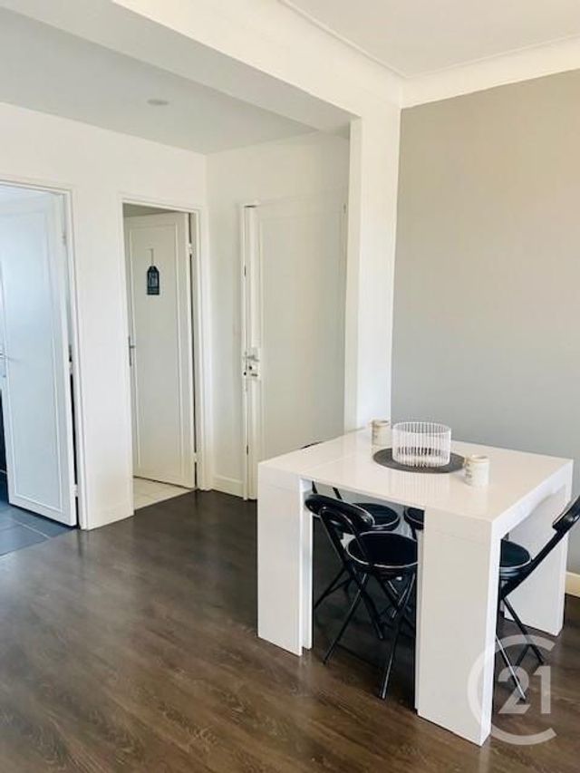 Appartement F3 à louer - 3 pièces - 58.48 m2 - SARTROUVILLE - 78 - ILE-DE-FRANCE - Century 21 G.T.I.